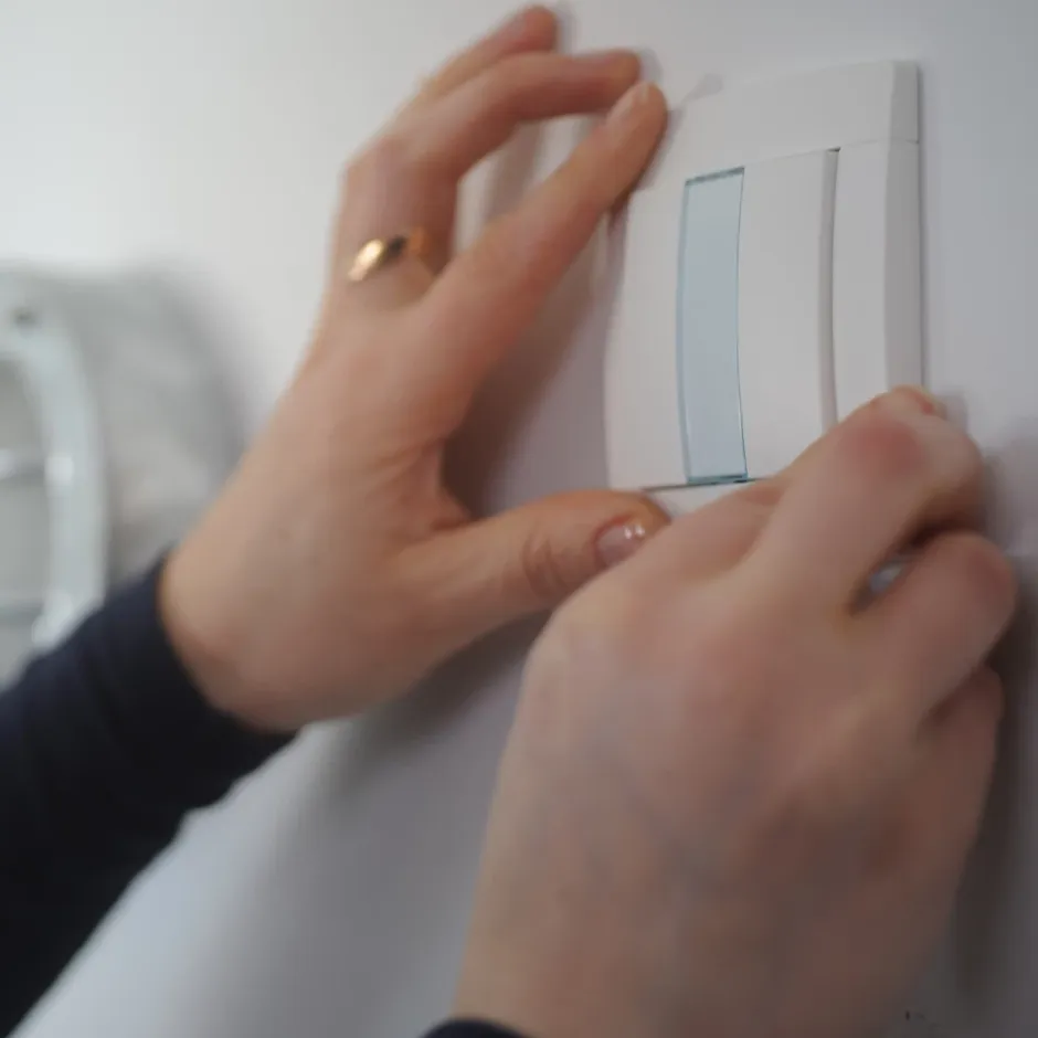 Ruban adhésif double face Koltout Express 3 m x 19 mm + 20%^Cyanolit