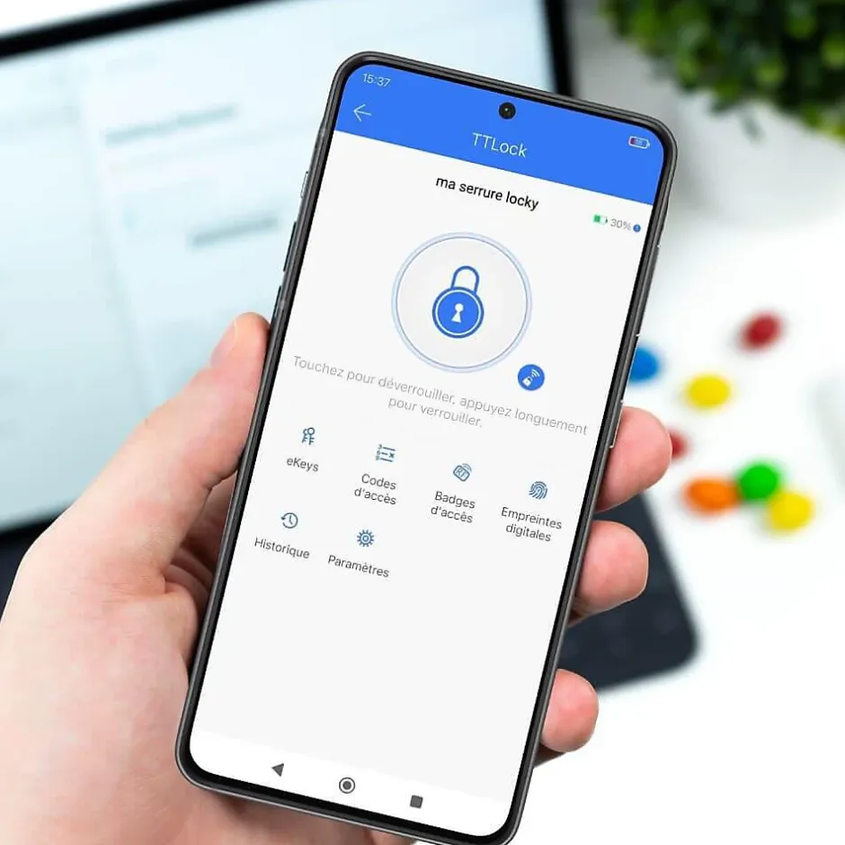 Serrure connectée -1 à code, badge et bluetooth-LOCKY Online