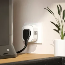 1871215 - Prise connectée Zigbee compatible TaHoma avec suivi de consommation électrique^Somfy Discount