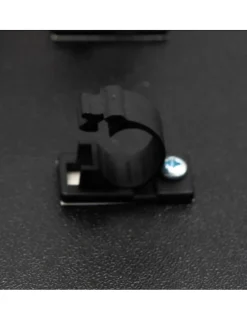 Station D'accueil Pour Chargeur Mobile Nu Sans Borne-Carré Rouge Sale