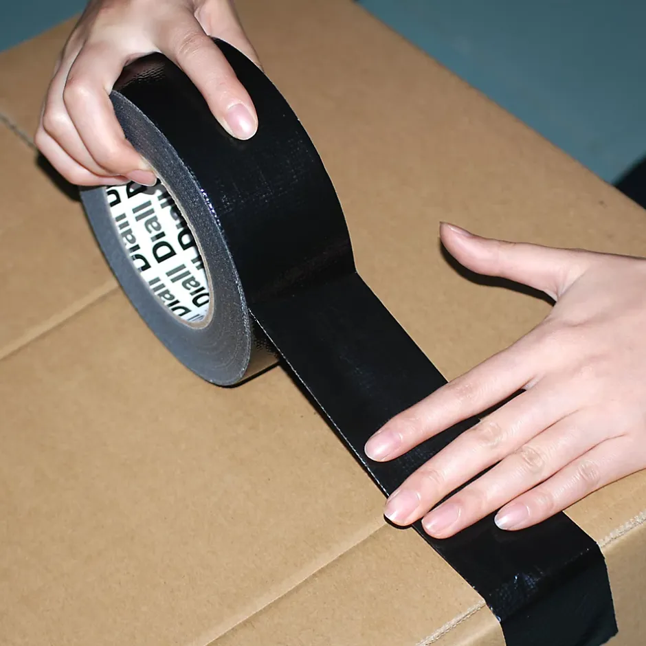 Toile de réparation noire, 50 mm x 50 m^Diall Clearance